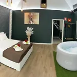 Loto Luxury 4*